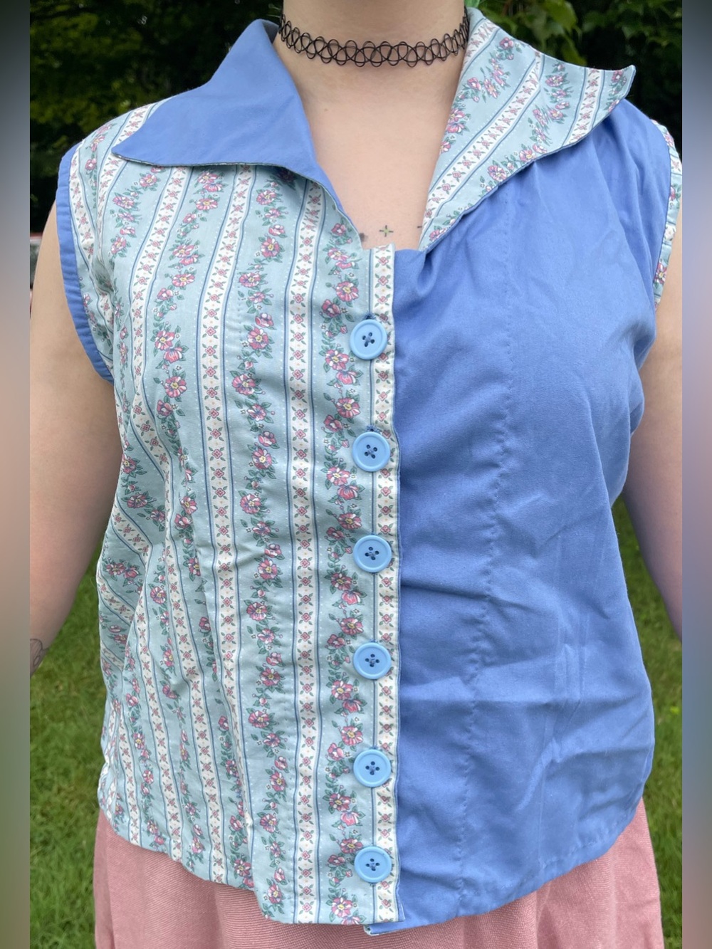 50s inspired Sleeveless Blouse